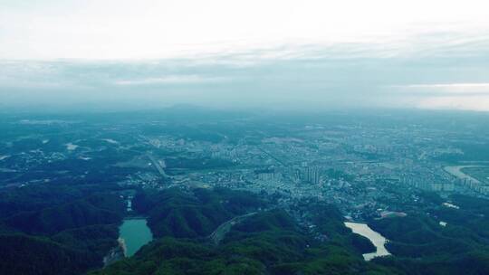 江西上饶横峰岑山夕阳航拍延时风光