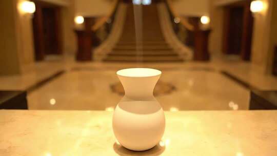 酒店大堂白色花瓶素材