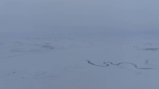 航拍呼伦贝尔草原苍茫雪景