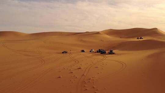 沙漠戈壁越野营地