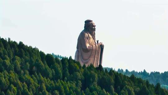 尼山胜境孔子像