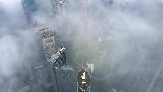 上海陆家嘴平流层大气云端航拍