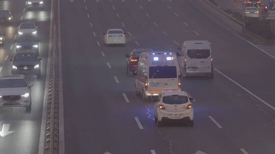 救护车 城市救护车