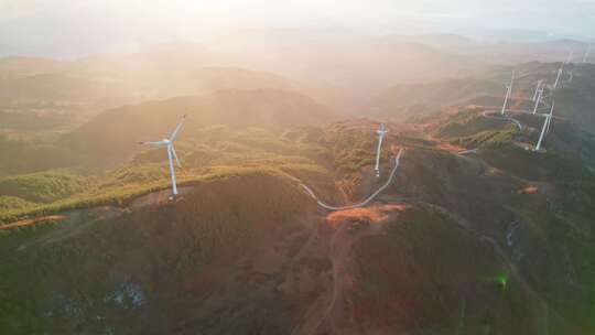 云南玉溪市风力发电风车发电站清晨航拍实时