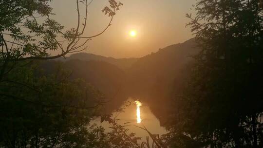 落日余晖夕阳山水风景