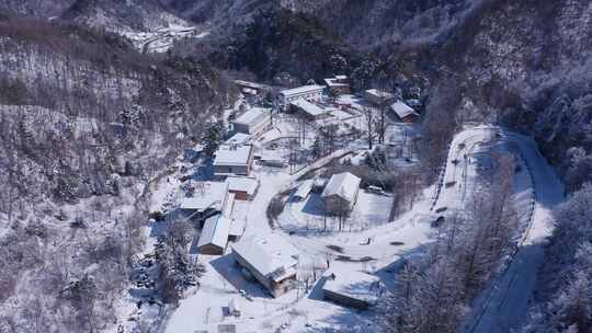 秦岭分水岭  冰雪世界