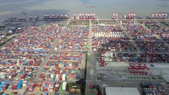上海上港集箱外高桥码头国际物流集箱航拍