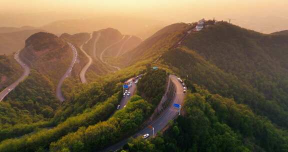 航拍夕阳下的临潼骊山环山路