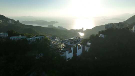 香港太平山航拍山顶公园凌霄阁山峰风光风景视频素材模板下载