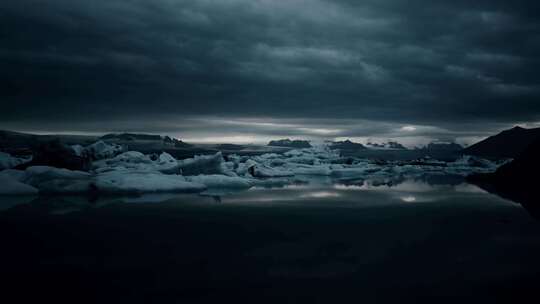 北冰洋冰川