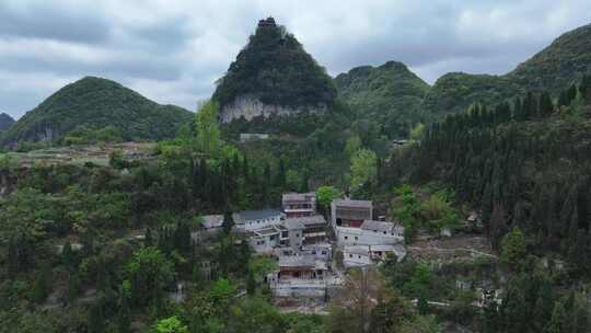 贵州安顺市云峰屯堡云山屯古村落航拍风光