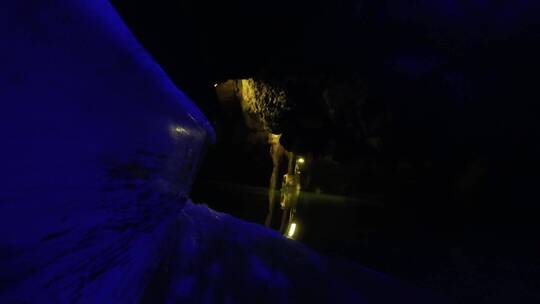 喀斯特地貌溶洞水下相机拍摄视频素材模板下载