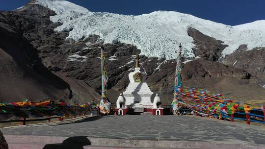 西藏日喀则卡若拉冰川无人机航拍视频