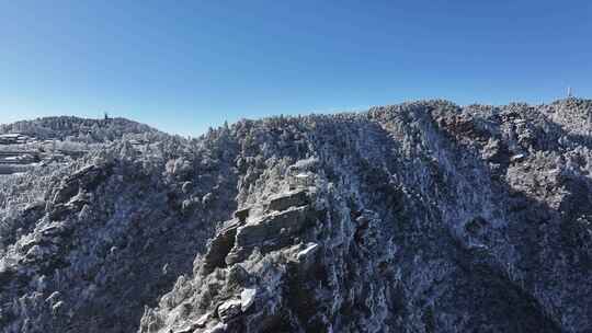 庐山观云亭雪景环绕航拍