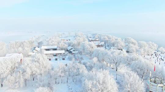 梦幻冰雪场景，航拍吉林雾凇岛雾凇