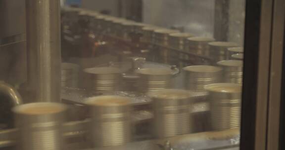 罐装食品加工工厂机械化生产