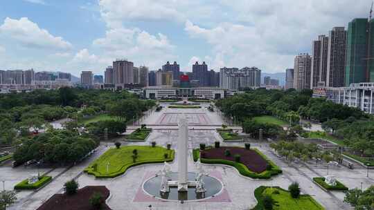 广西贵港市政府新世纪广场航拍