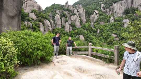 航拍福建宁德福鼎太姥山海上仙山风光