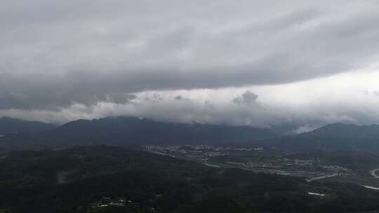 绵阳北川附近的大山与村庄