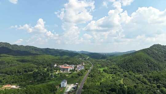 湖北省武汉市黄陂区山区乡村道路