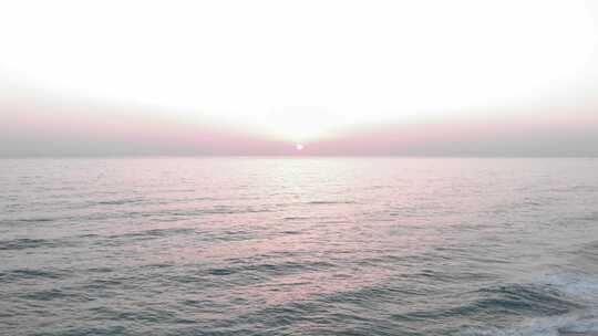 日落下的海洋