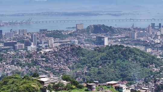 巴西里约热内卢市中心的Favela之旅。视频素材模板下载