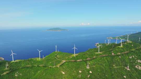 4K 海岛风车山风力发电、绿色清洁能源航拍