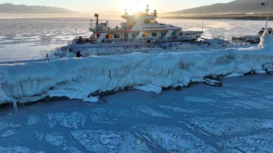 青海海南青海湖船只冰雪航拍视频