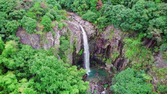 浙江宁波宁海雁苍山瀑布风景航拍