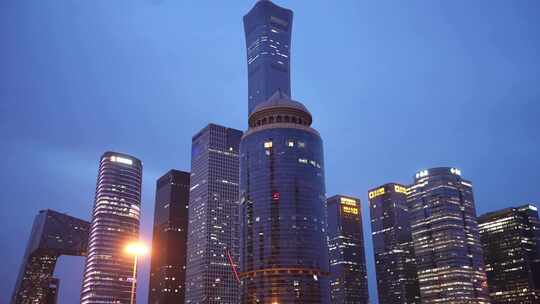 北京城市高楼大厦北京地标cbd夜景
