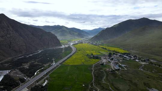 西藏林芝高速航拍