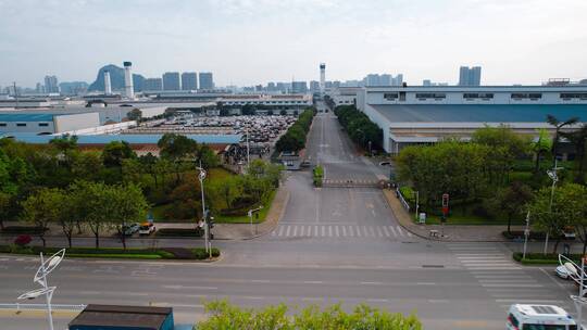 广西柳州通用五菱主机厂入口大门视频素材模板下载