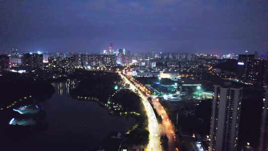 夜晚小区夜景住宅楼夜晚楼万家灯火房子回家