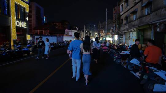 广西南宁中山路美食街夜市烧烤摊夜生活街景