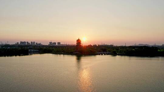 东莞航拍华阳湖湿地公园华阳塔日落前进