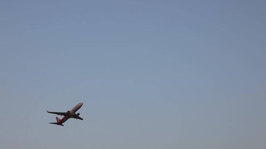 国内 机场 航空公司 飞机 起飞 空镜 客机