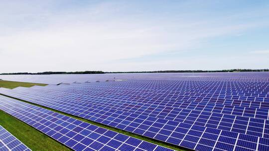 太阳能板光伏清洁能源新能源视频素材模板下载