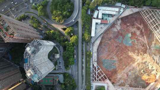 深圳福田滨河大道下班高峰期车流