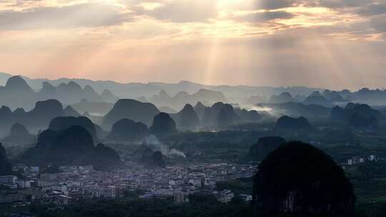 桂林山水耶稣光延时摄影