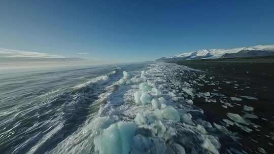 FPV无人机航拍大海雪山冰川海浪浮冰冰岛