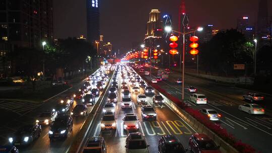 实拍深圳城市夜景拥堵的交通