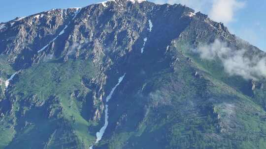 航拍夏季新疆禾木风景