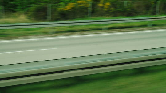 从汽车上看高速公路视频素材模板下载