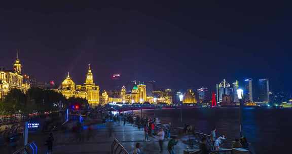上海外滩夜景游客4k延时