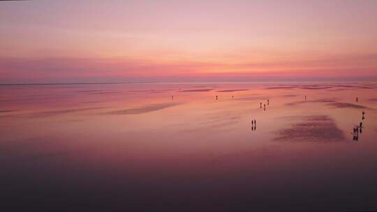 海上日出