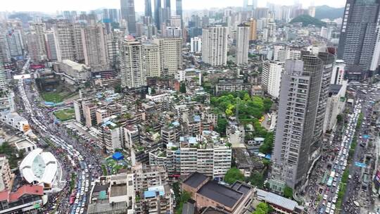 贵阳民族巡游当天街景