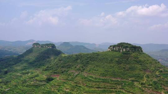 山东蒙阴岱崮地貌夏季风光