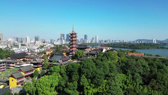 南京市古鸡鸣寺航拍风光