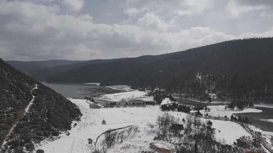 「有版权」航拍普达措国家公园雪景4K-2