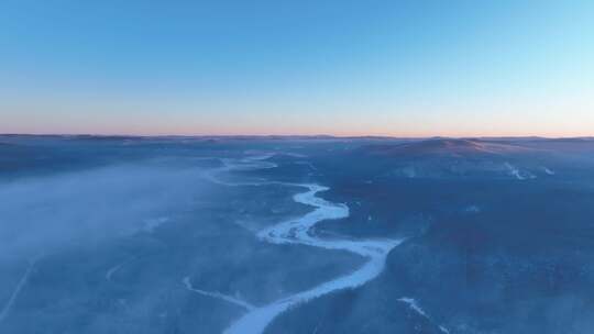 航拍寒冬林海雪原冻雾冰河